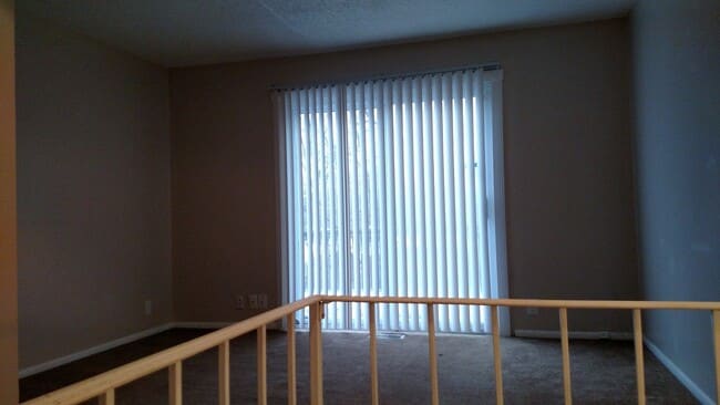 Photo - 9525 Booth Ave