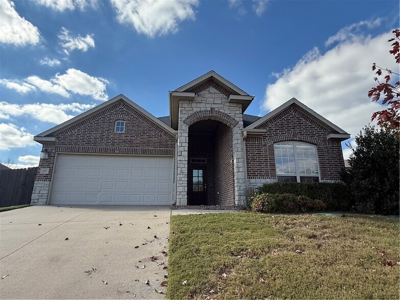 Photo - 511 Rustic Creek Ln