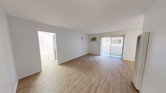 Royal Terrace Apartments