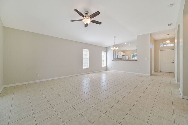 Photo - ** AVAILABLE NOW! ~ Pet Friendly POOL HOME...