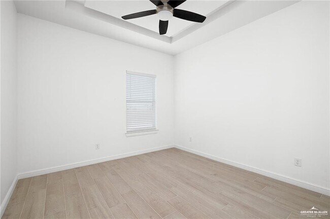 901 E Yuma Ave Unit 101
