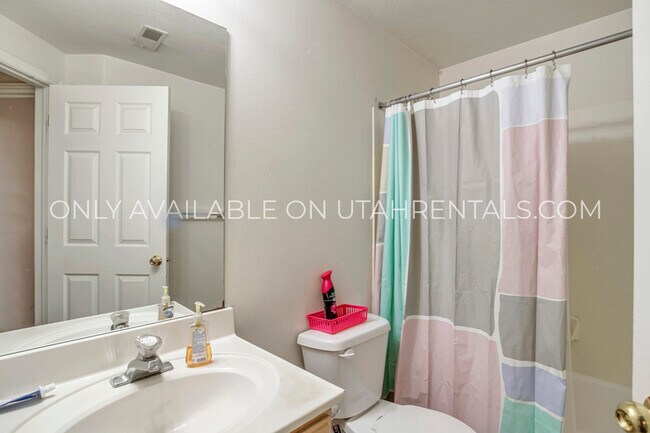 Photo - 455 Belmont Pl