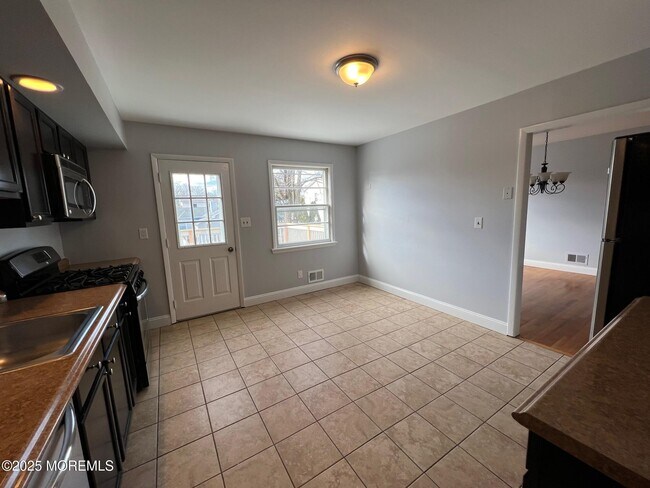 Photo - 1804 Westfield St