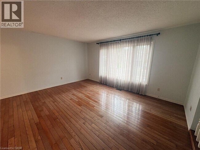 Photo - 164 Gemini Dr