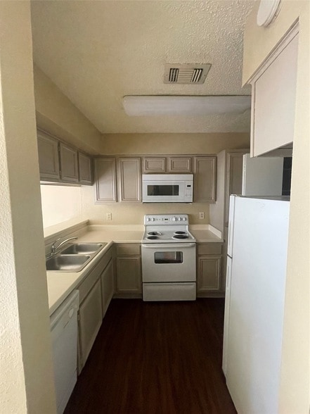 2263 Millstone Dr Unidad B