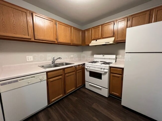 Photo - 47 Gant Cir Unit C