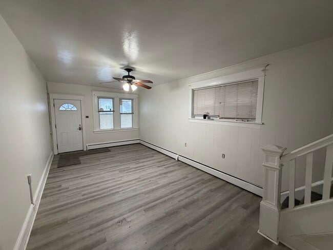 Photo - 130 Harvey Ave