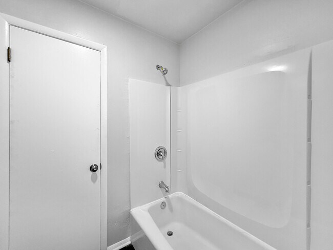 Photo - 812 Meadowridge Dr