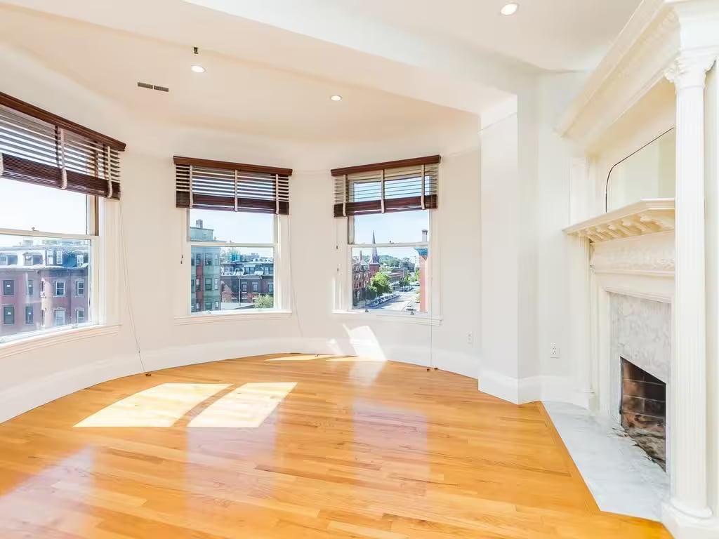 Images are representative samples of the advertised unit. Actual units shown during tours may differ - 537 Massachusetts Ave Unit F3