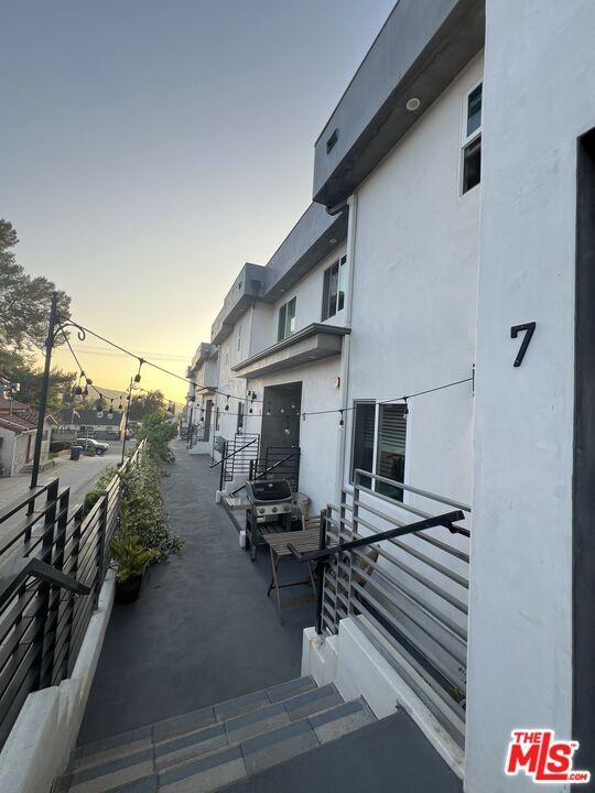 Photo - 10324 Mt Gleason Ave Unidad 3