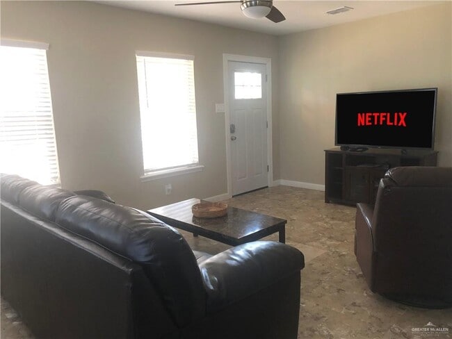 Photo - 13 Keralum Ave