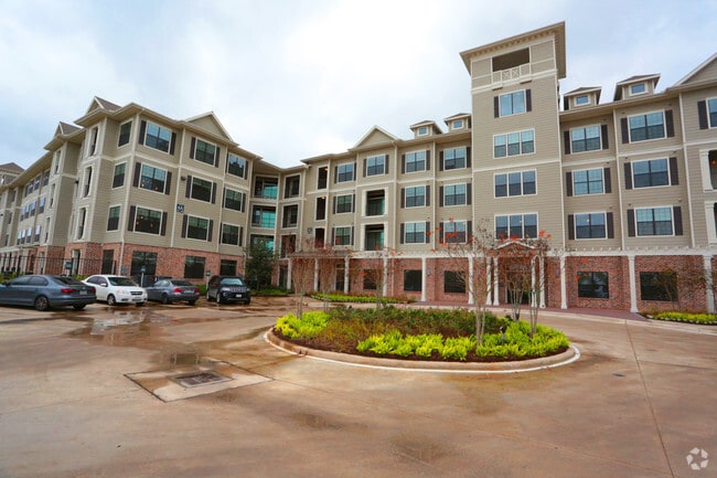 Building Photo - Nantucket at Fannin Station