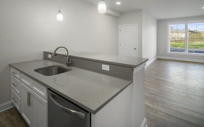 Photo - Ridgefield West