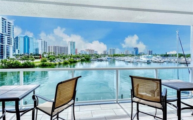 Building Photo - 650 Golden Gate Point Unit 301