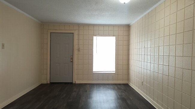 Photo - 3010 S Holly St