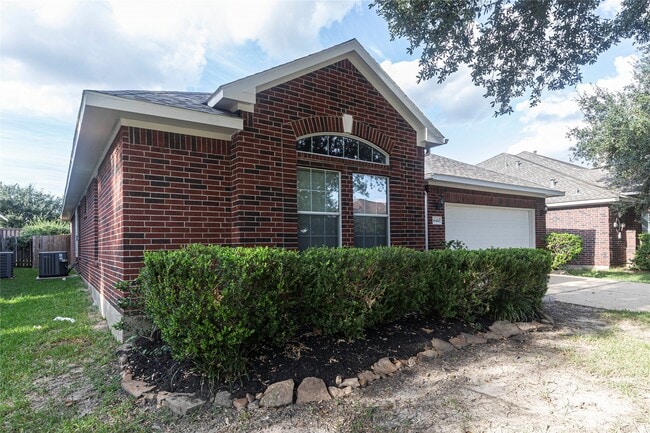 Photo - 16414 Reddingford Ln