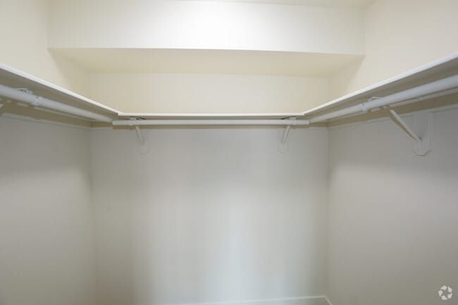 2BR, 2BA-Walk In Closets
