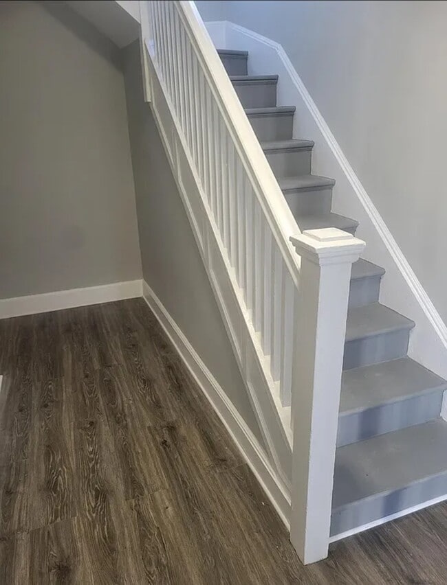 51 Arverne Ter Unit 2