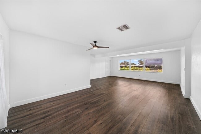Photo - 5460 Bayshore Rd