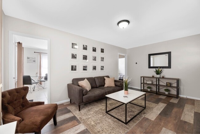 Photo - 2235 Barrymore Ave