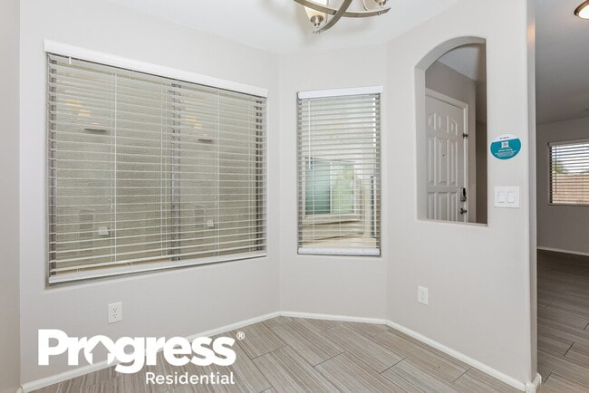 Photo - 1718 E Daniella Dr