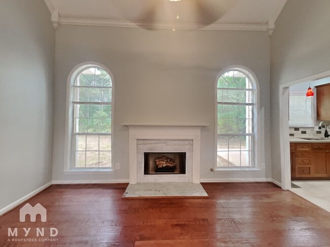 Photo - 325 Shelby Forest Dr