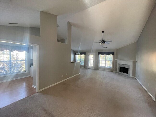 Photo - 2235 Laurel Pointe Ln