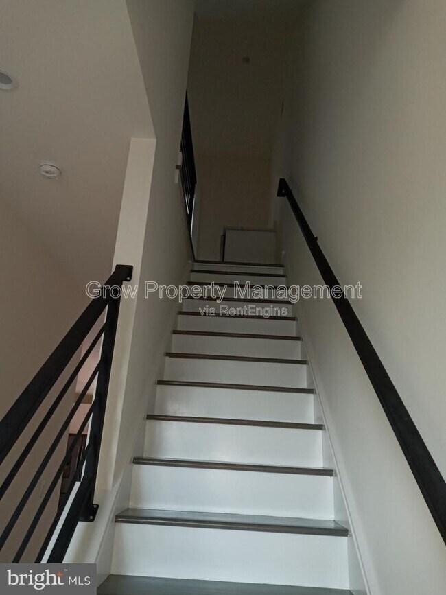 Photo - 2127 N 9th St