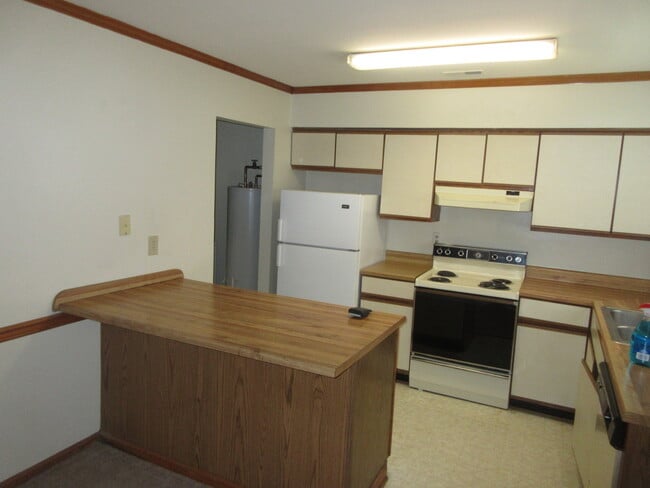 Photo - York Crossing Town Houses