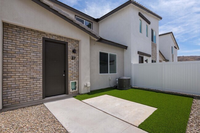 Corsica Villas at 20th Street - Corsica Villas at 20th Street