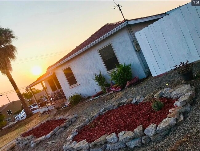 Photo - 3005 E 16th St