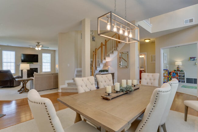 Photo - 1945 Breck Ave