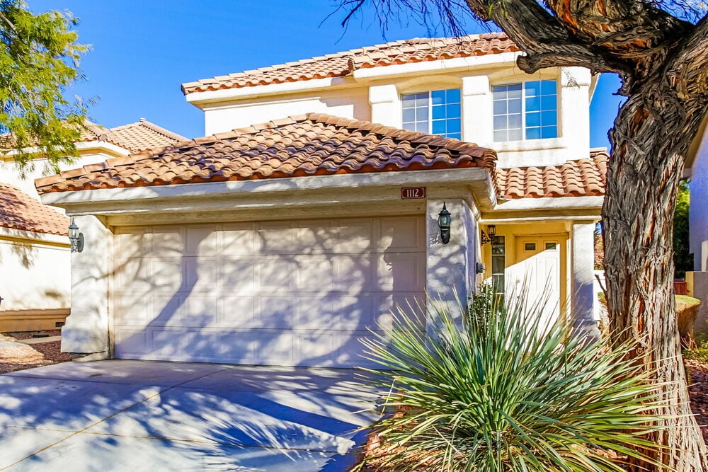 Photo - 1112 Barton Green Dr