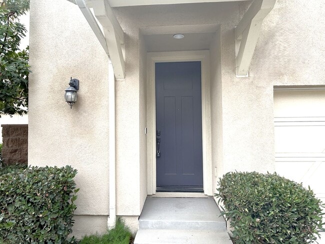 Photo - POWELL WAY UNIT 104 CORONA 92883  (3 BED / 2.5 BATH)