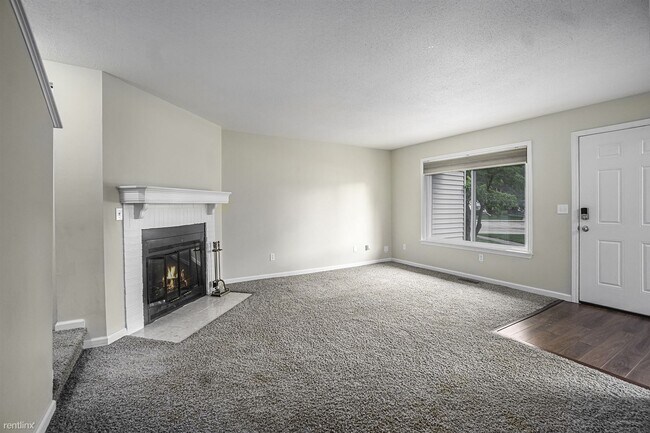 Photo - 3 br, 1.5 bath Condo - 3385 Scots Pine Way