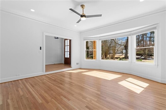 Photo - 350 Kelson Dr NW