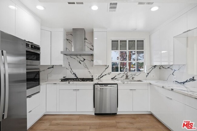 Building Photo - 6266 Etiwanda Ave