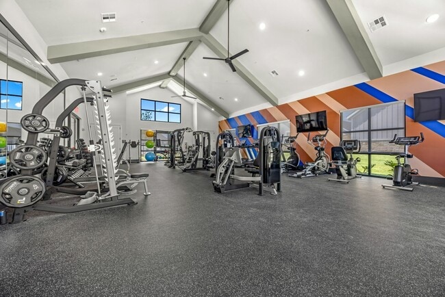 21-web-or-mls-20240807 1400 Avery Nelson Pkwy Round Rock (21 of 33)