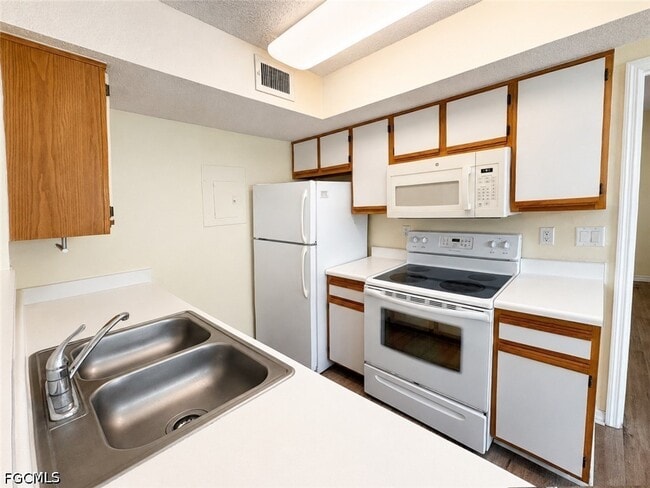 Photo - 12591 Equestrian Cir Unit 1202