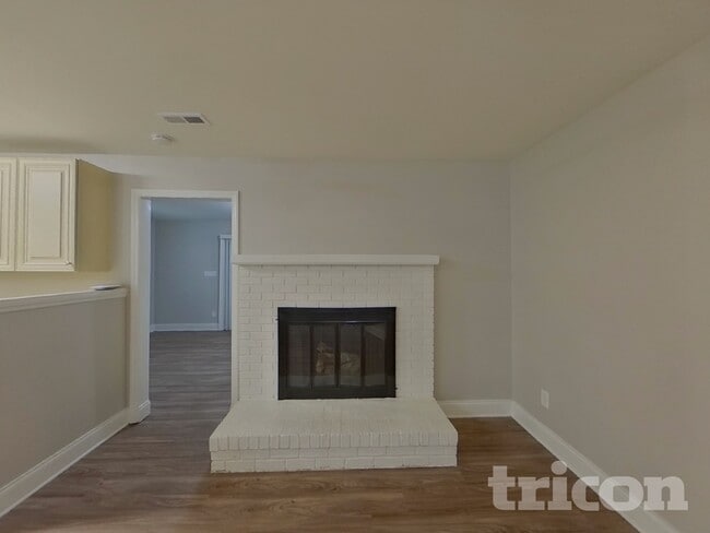 Photo - 8717 Timbercrest Cir