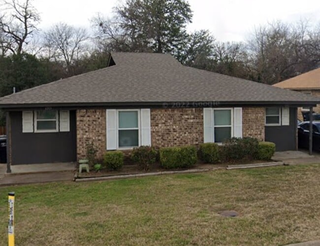 Building Photo - 1315 Quail Trl Unit 1315