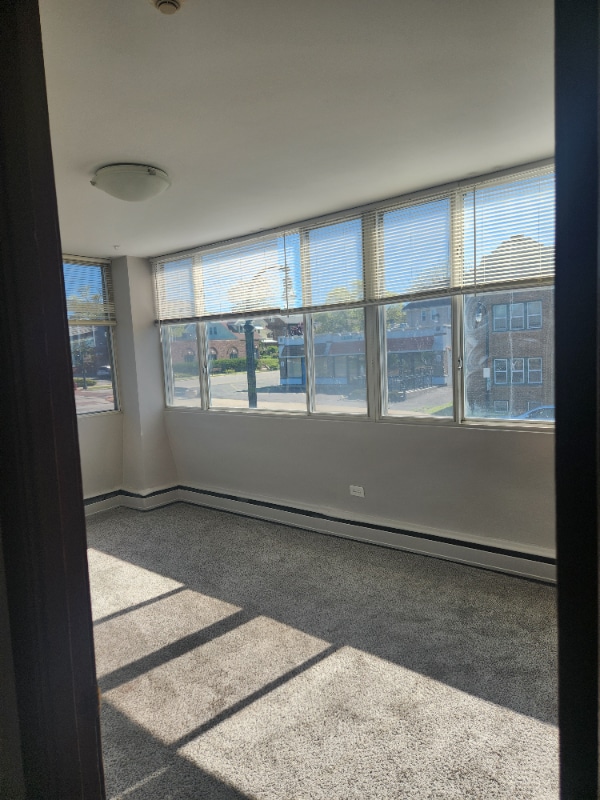 Photo - 3575 N Oakland Ave Unit 201