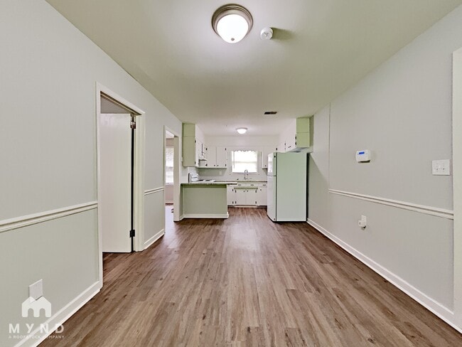 Photo - 108 Winnetka Way
