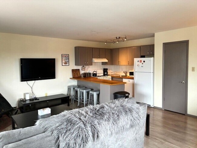 Photo - Long Term Rental- Original Dillon Valley E301 Unit E #301