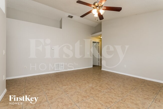 Photo - 6556 Viewpoint Ct
