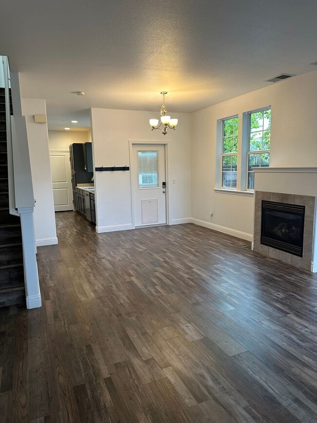 Photo - Come check out this lovely 3 bedroom 2.5 b...