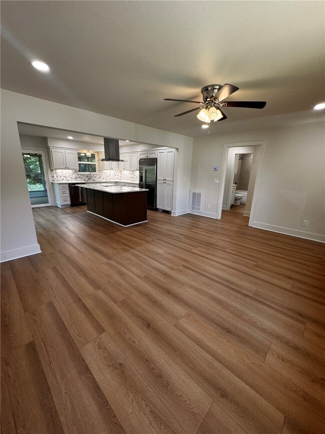 Photo - 14919 Dutchmans Dr