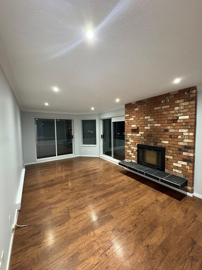 Photo - 32950 Amicus Pl Unité 304