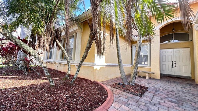 Photo - 19010 SW 10th St