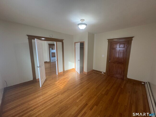 Photo - 110 Adelaide St